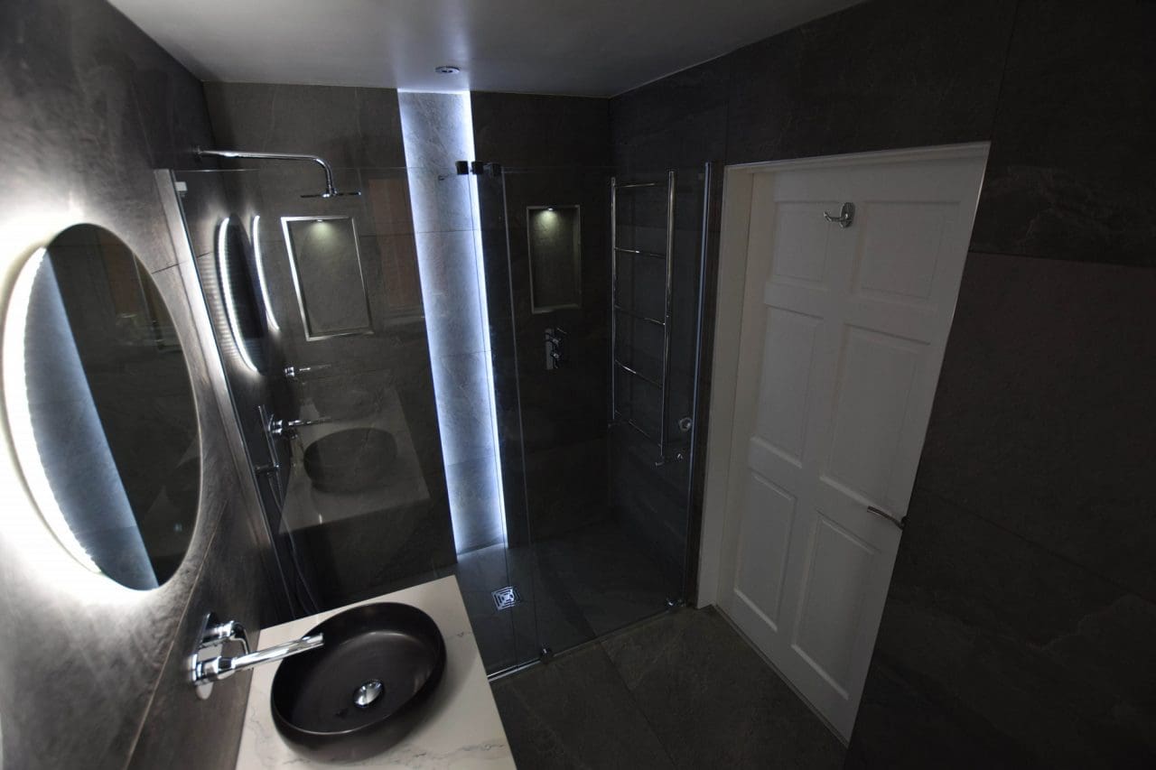 Marble Extravagance Pt 2 Dark Stone UK's No1 Kitchen & Bathroom