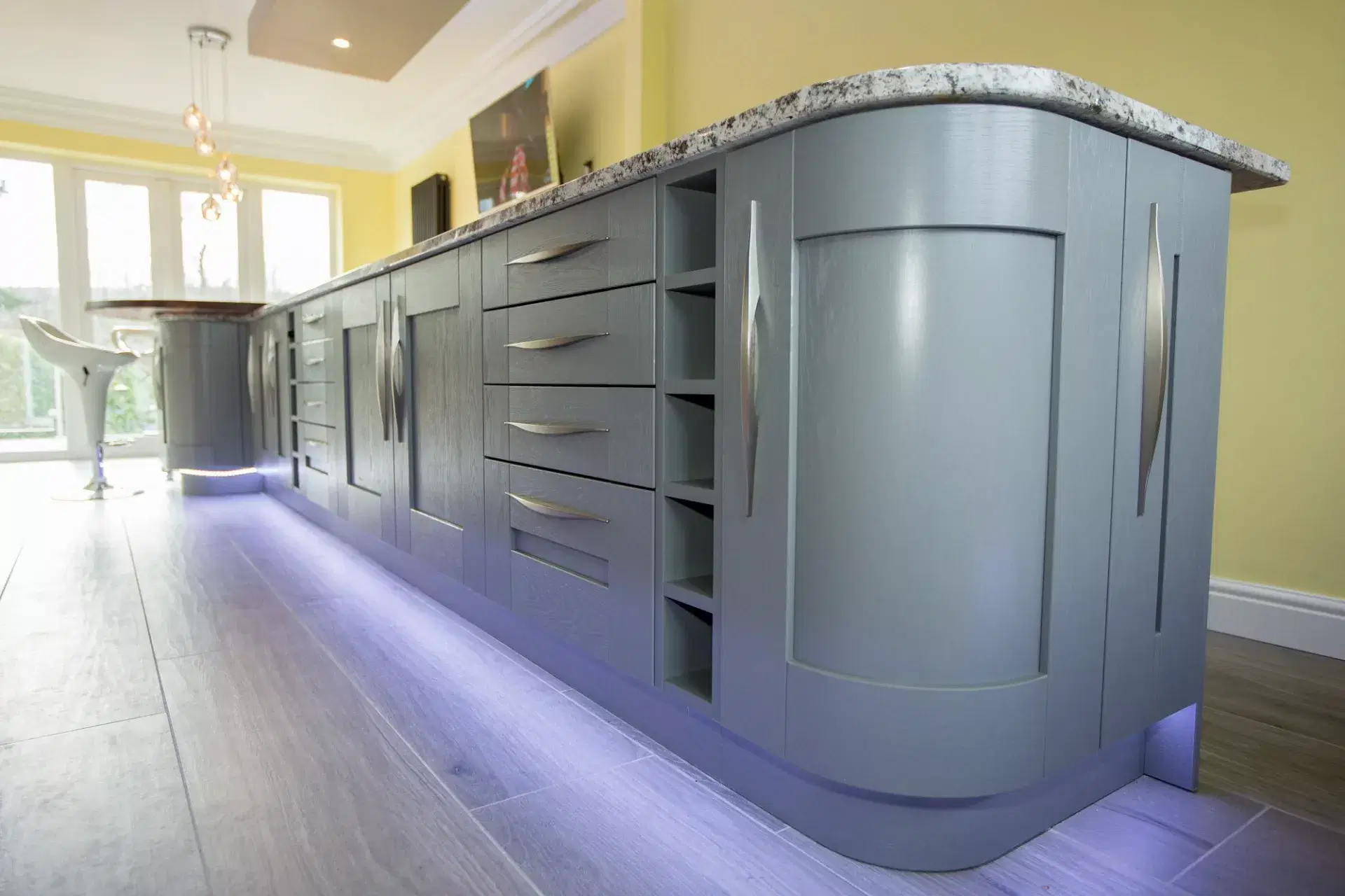 Greys Wood Grain Shaker Kitchen UK's No1 Kitchen & Bathroom Retailer