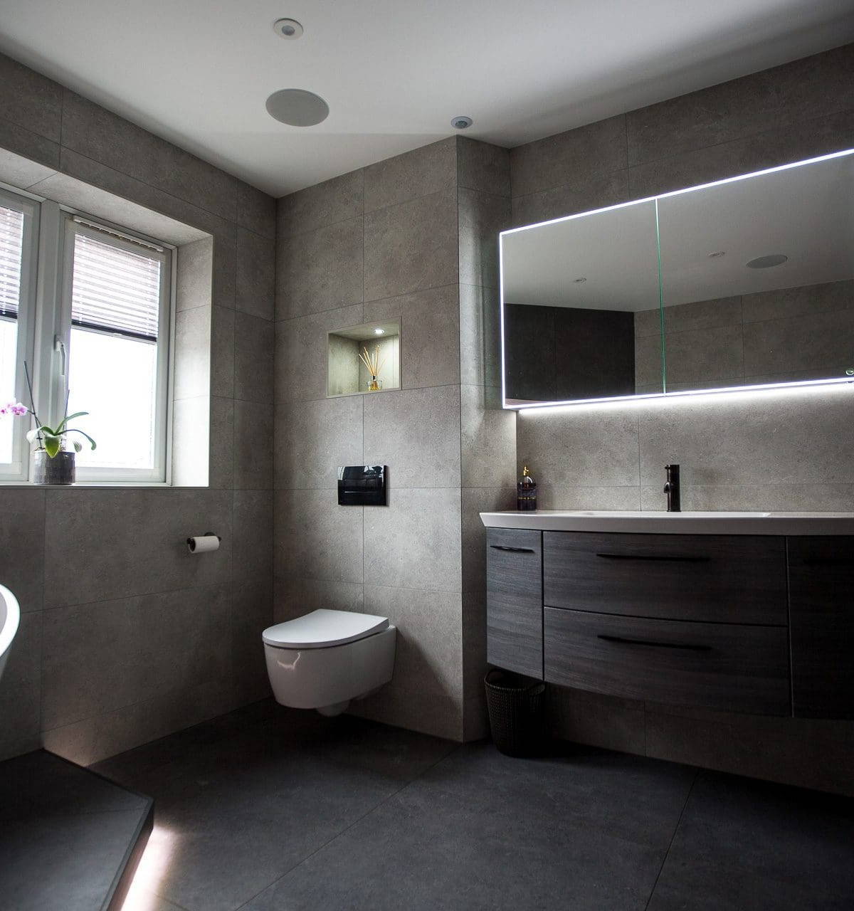 Leonide Interiors Bathroom Design Belvedere