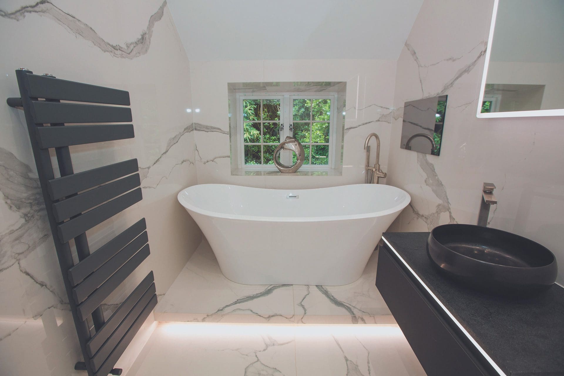 Leonide Interiors Bathroom Design Chained Calacatta