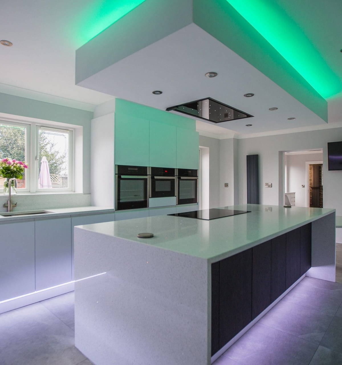 Leonide Interiors Kitchen Design Glacier