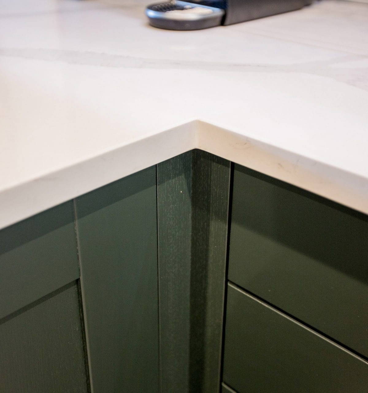 Leonide Interiors Kitchen Design Mistletoe