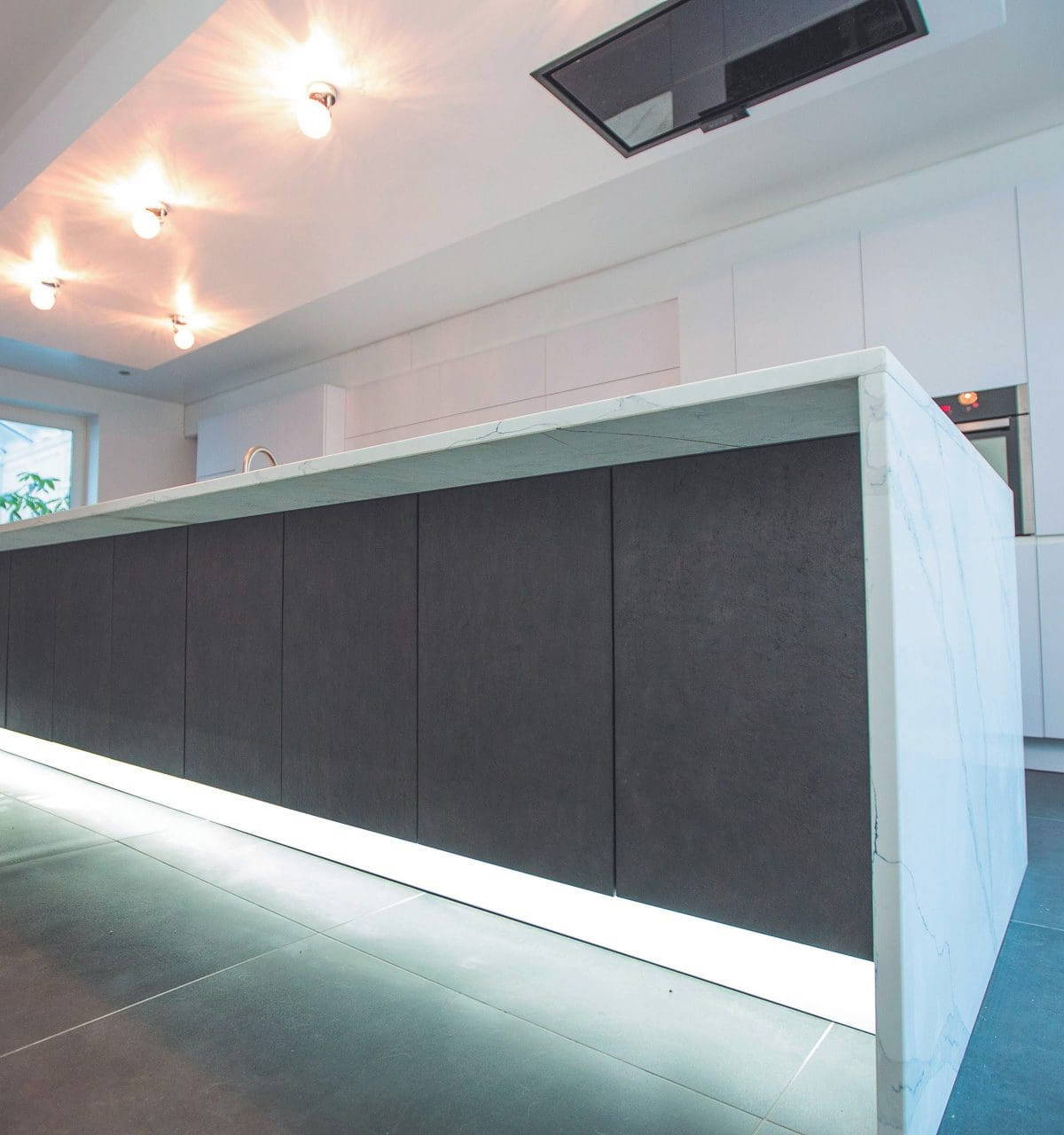 Leonide Interiors Kitchen Design Polar