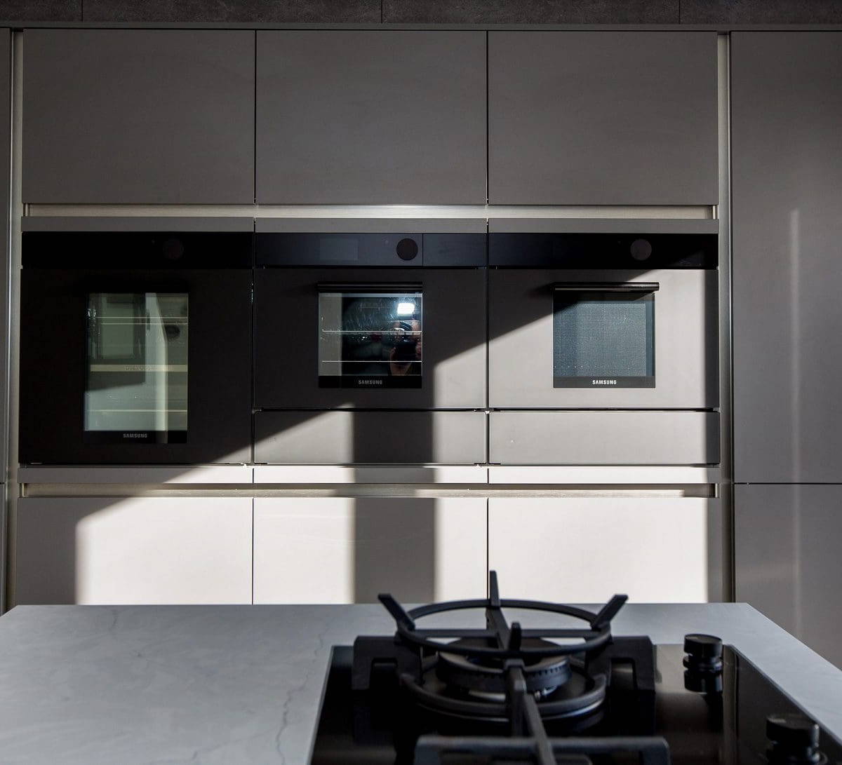 Leonide Interiors Kitchen Design Smoke Storm
