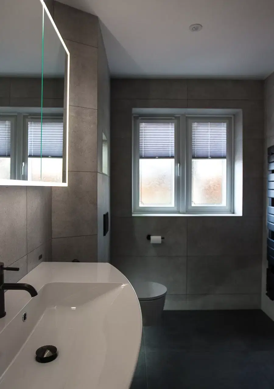 Leonide Interiors Bathroom Design Belvedere