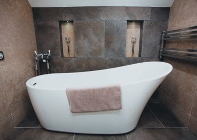 Award-Winning Leonide leads the way! 5 Bathroom by Leonide Interiors