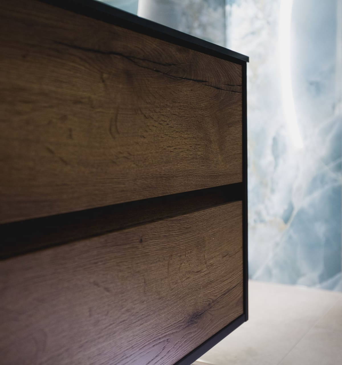 Bathroom by Leonide Interiors – Neptune