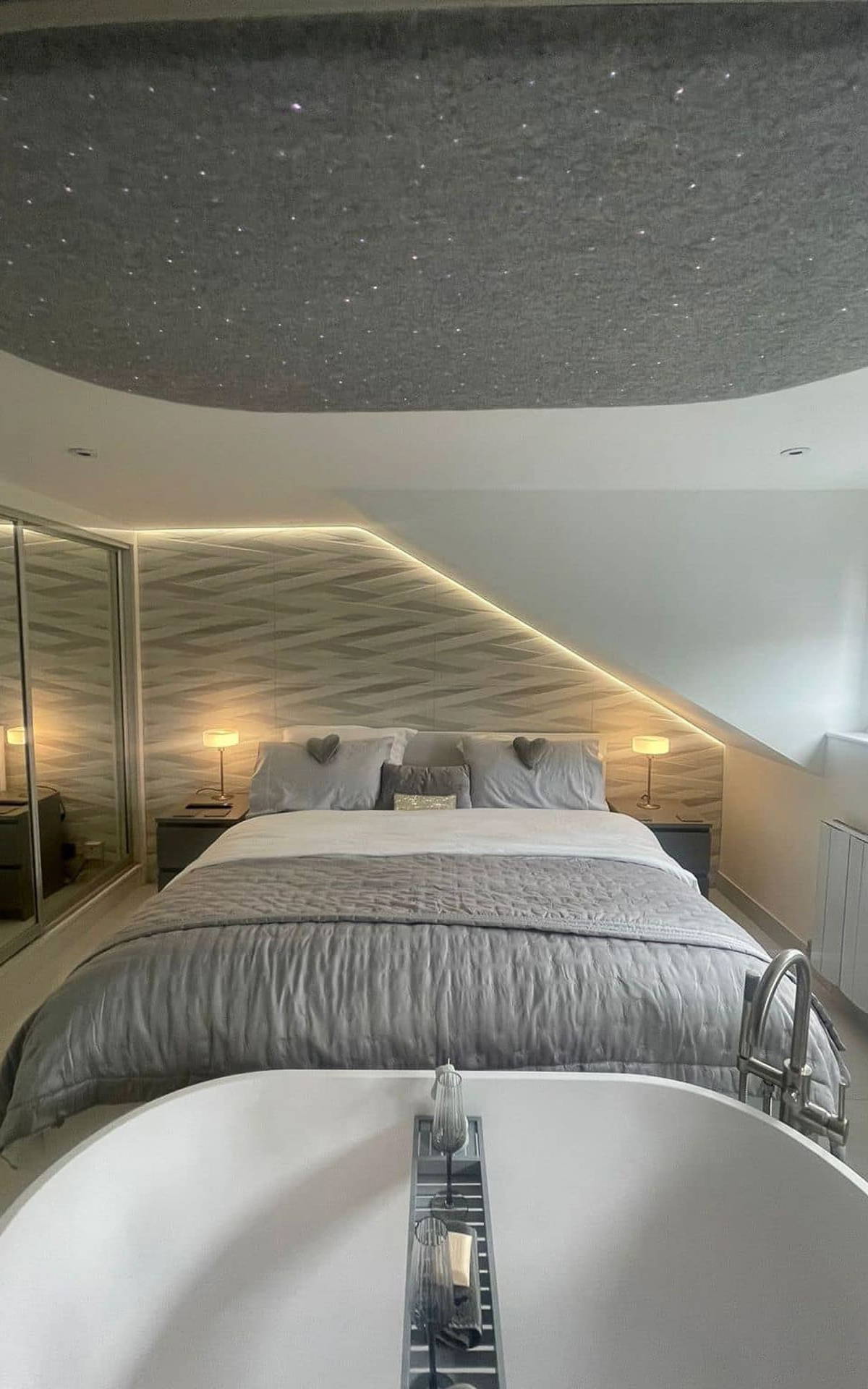 Bathroom by Leonide Interiors – Snow Drift