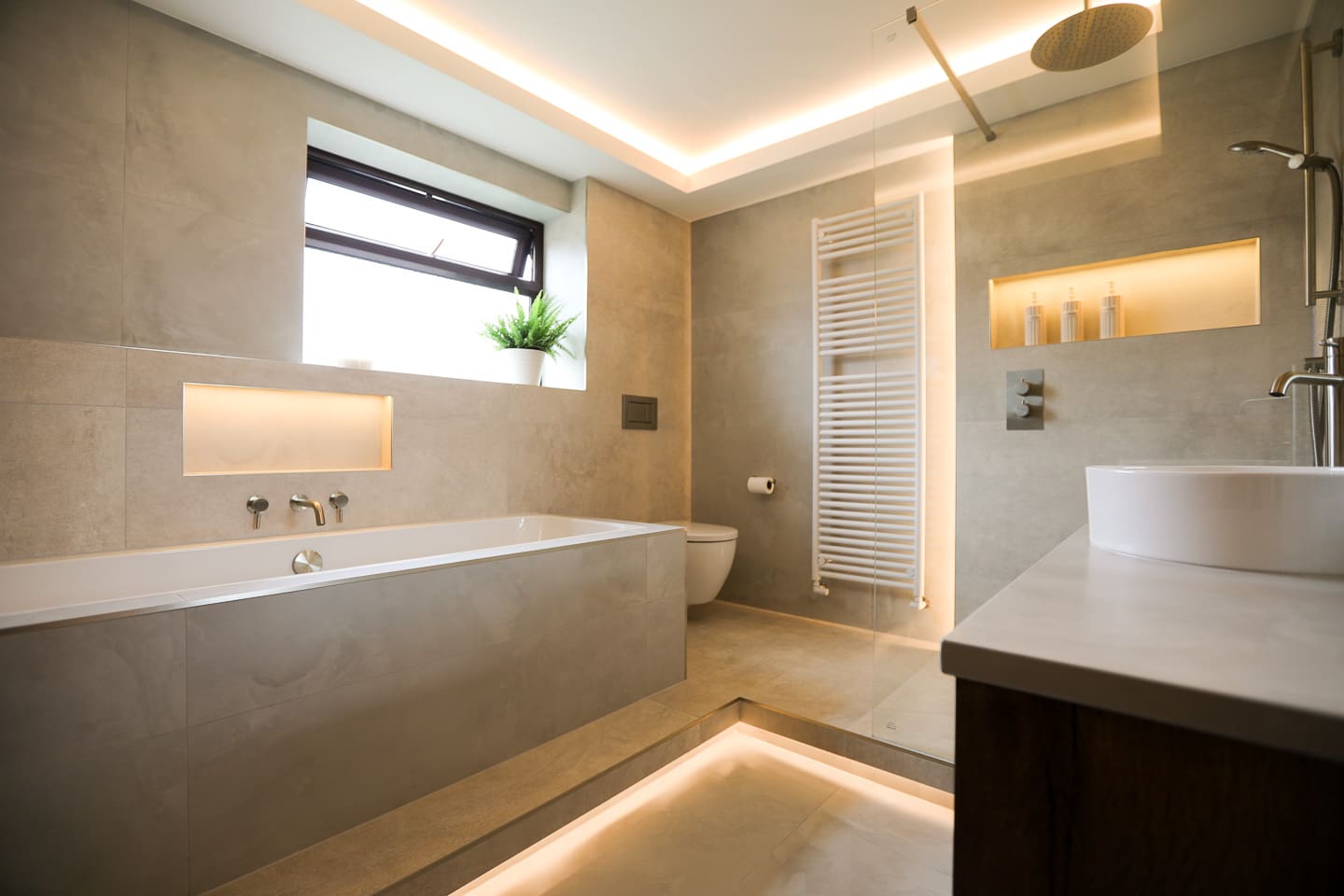 Leonide Interiors bathroom design Chesterfield